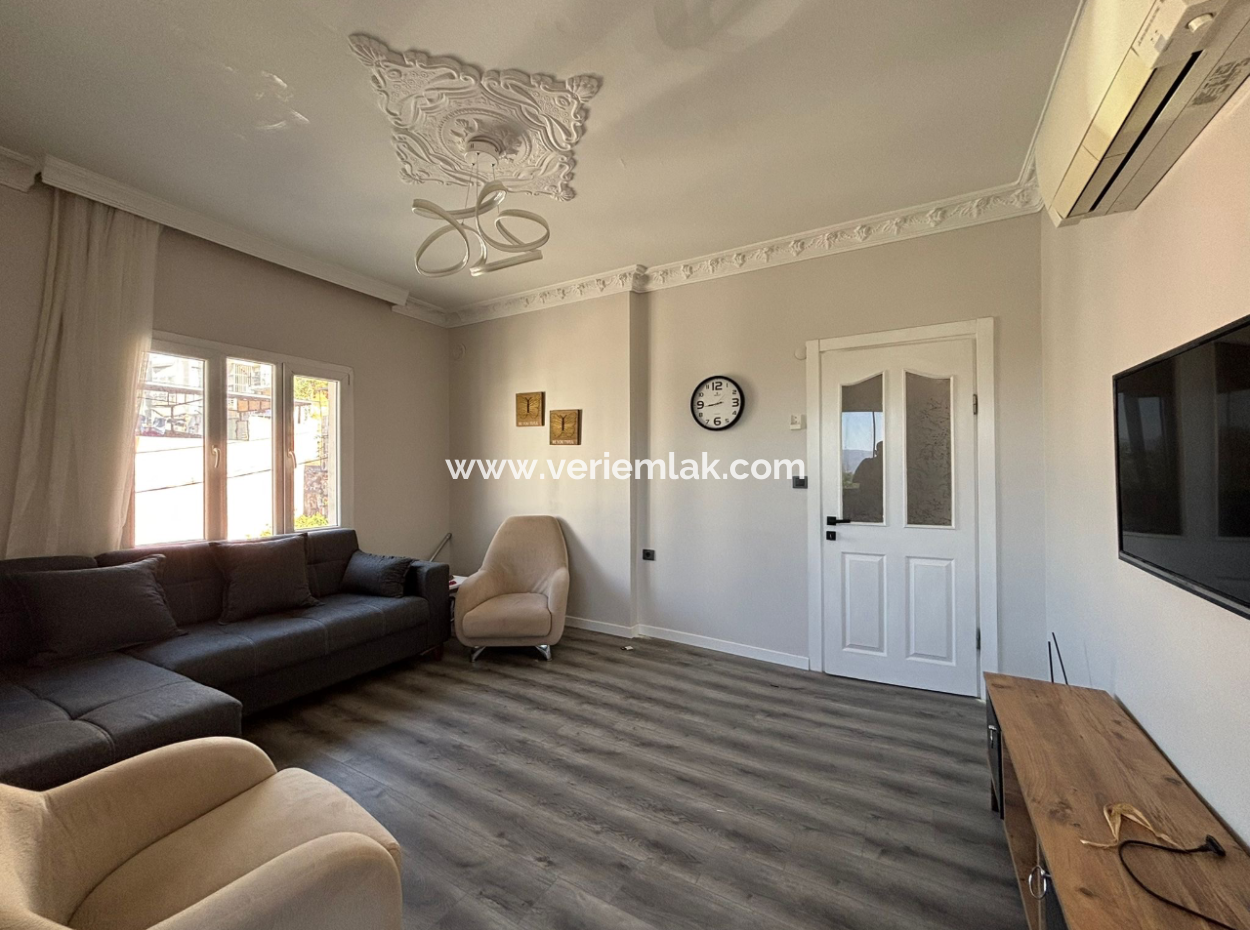 Konak Varyantta 1+1 65M2 1.Kat Kiralık Eşyalı Daire!