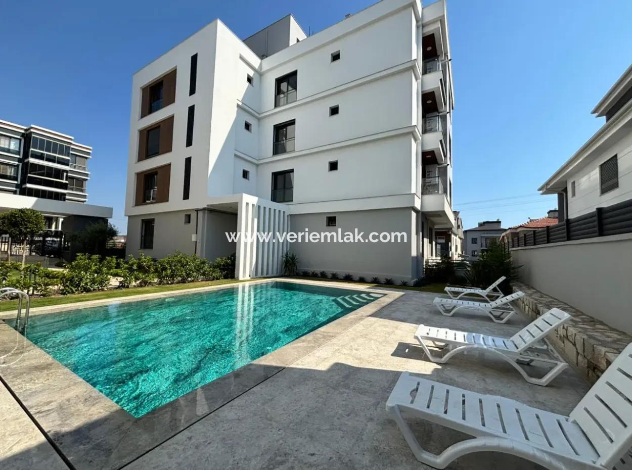 Seferihisar’da Yavaş Şehrin Kalbinde Konforlu Yaşam