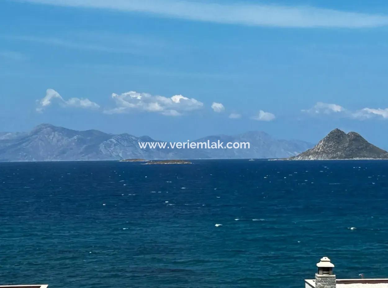 Turgutreis Yalı'da Denizin Kıyısında Müstakil Lüks Villa