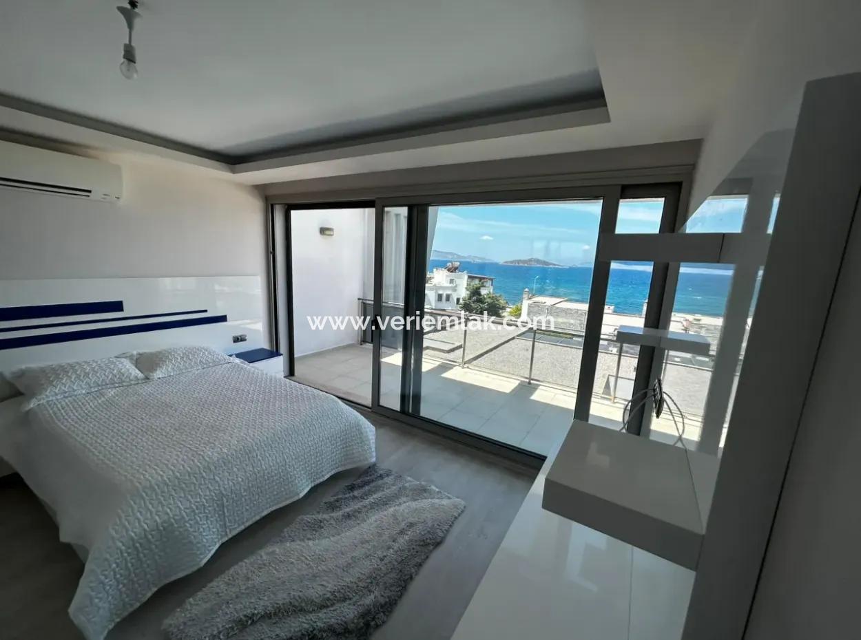 Turgutreis Yalı'da Denizin Kıyısında Müstakil Lüks Villa