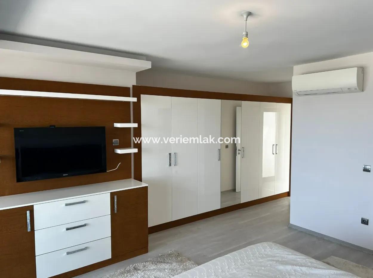 Turgutreis Yalı'da Denizin Kıyısında Müstakil Lüks Villa