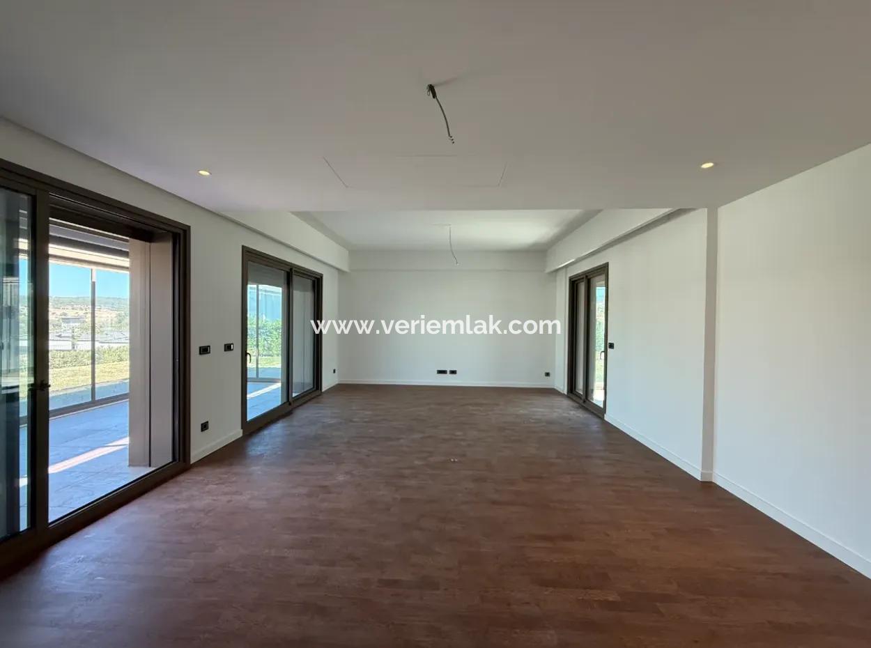 Folkart Urla Country – Tek Katlı Müstakil 5+1 Villa