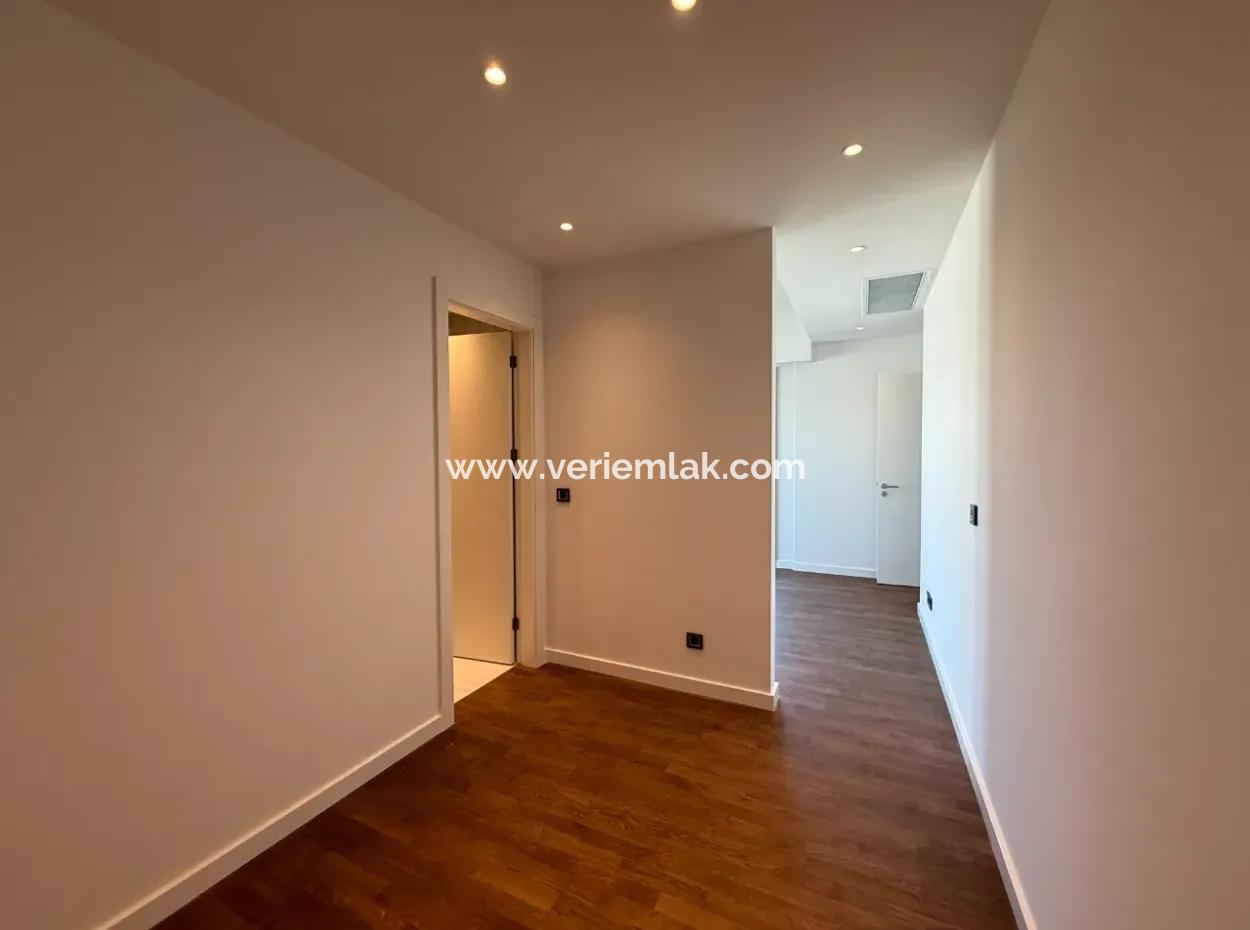 Folkart Urla Country – Tek Katlı Müstakil 5+1 Villa