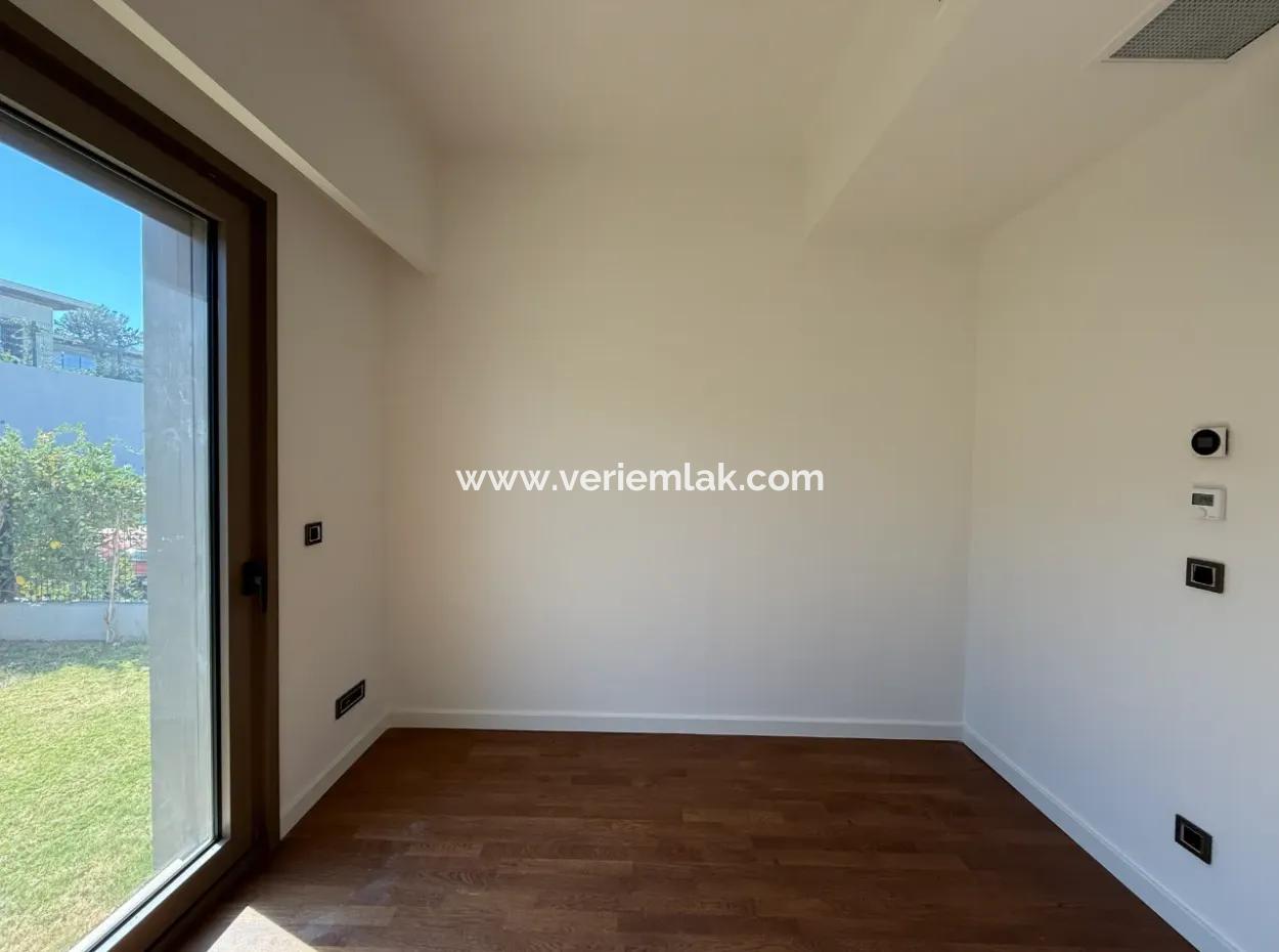 Folkart Urla Country – Tek Katlı Müstakil 5+1 Villa