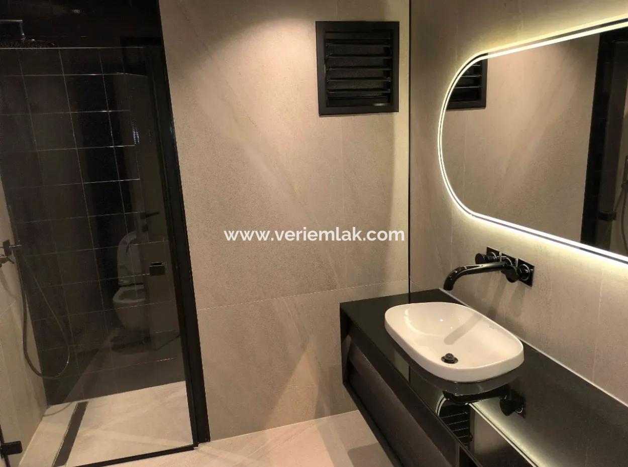 Cumhuriyet Bulvarı’nda Sıfır Binada Kiralık Prestijli İşyeri