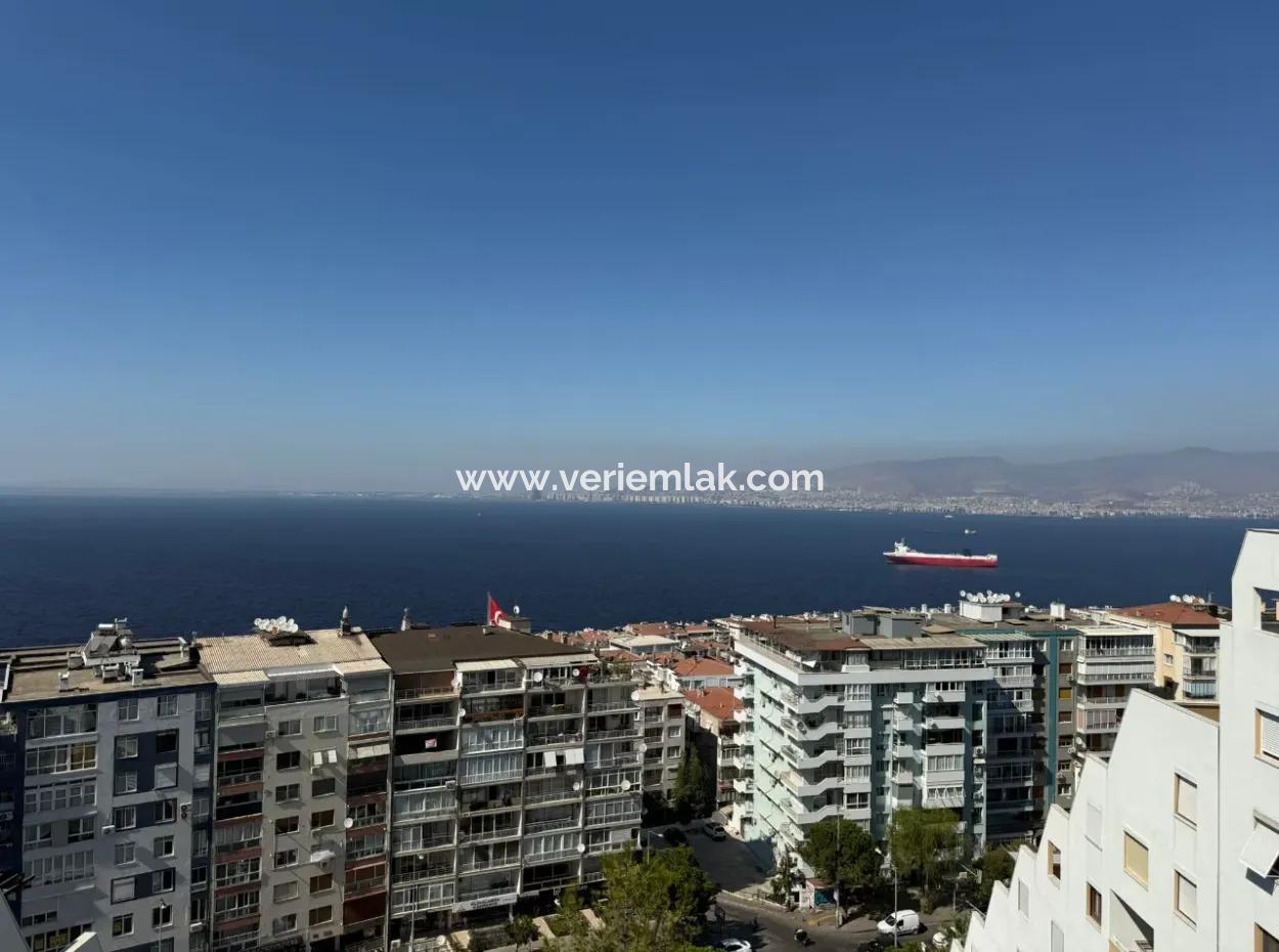 İzmir’in En Prestijli Sitelerinden Tibaş Sitesinde, 7. Katta Yer Alan 130 M² Ferah Daire Kiralık!