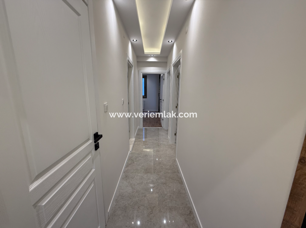 İnönü Caddesine 2.Bina'da 3+1 Full Tadilatlı Arakat Ferah Daire