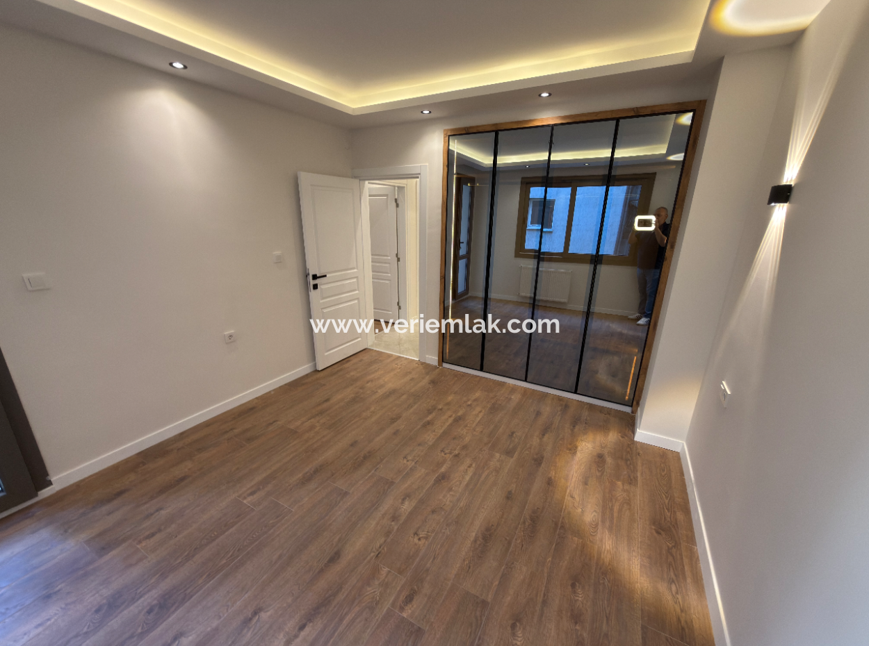 İnönü Caddesine 2.Bina'da 3+1 Full Tadilatlı Arakat Ferah Daire