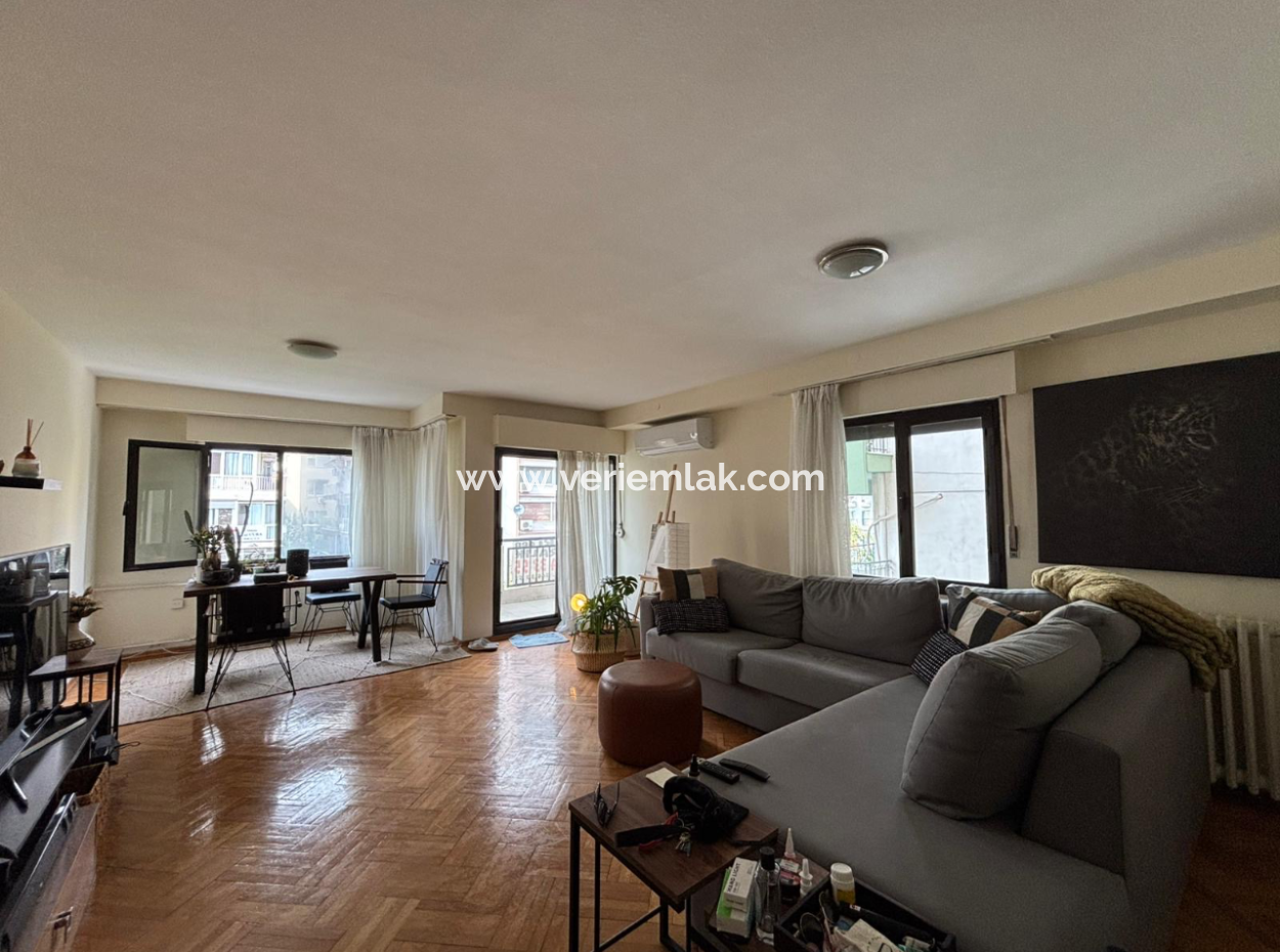 Alsancak Şair Eşref Bulvarında 3+1 115M2 Kiralık Daire!