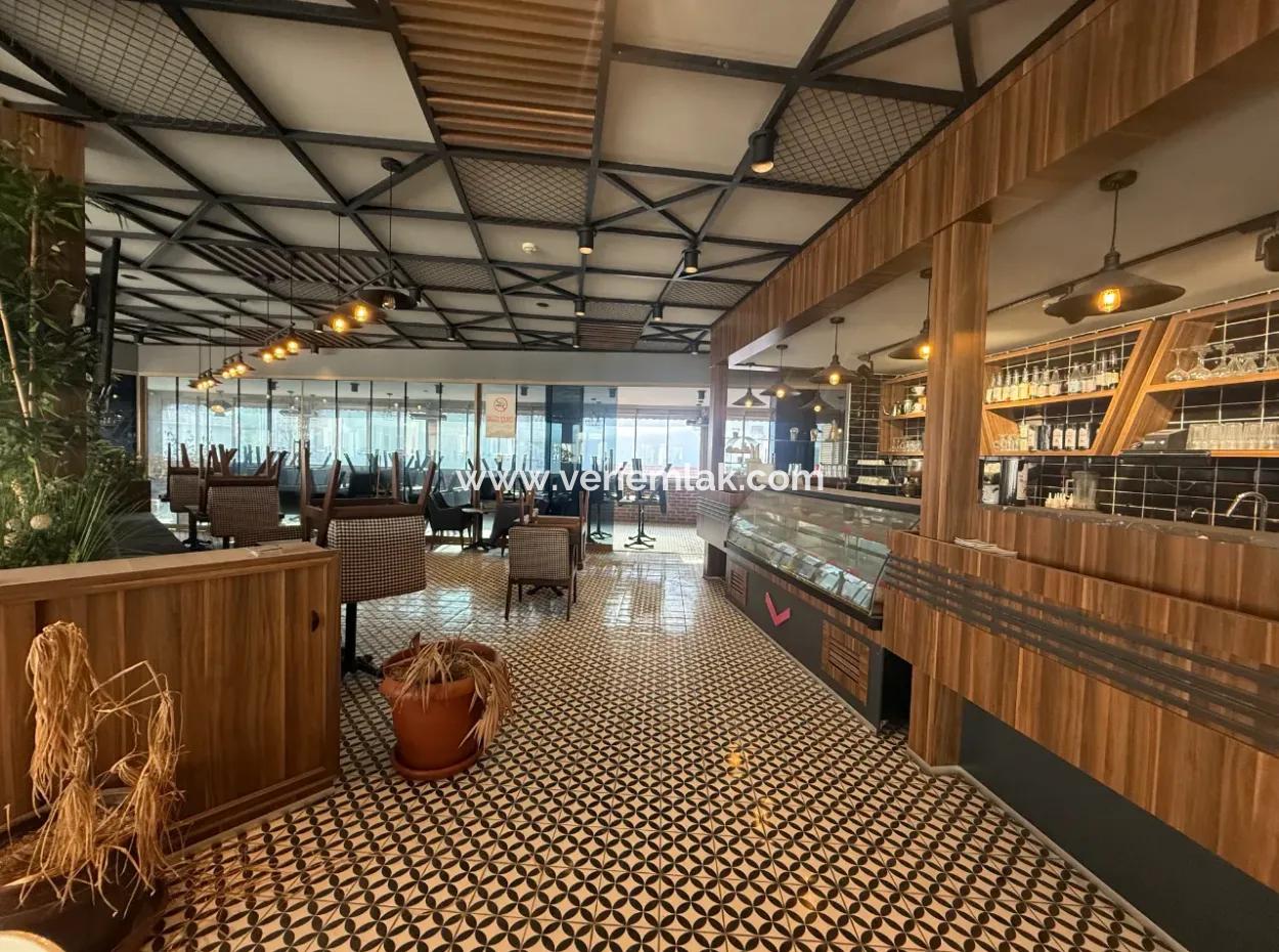 Seferihisar Şehir Merkezinde Devren Kiralık Tam Kat Cafe