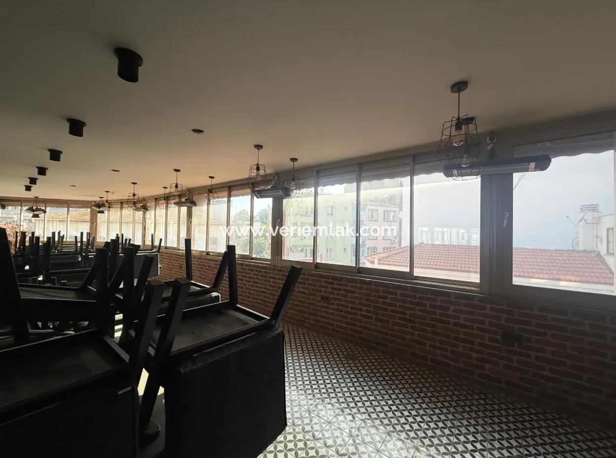 Seferihisar Şehir Merkezinde Devren Kiralık Tam Kat Cafe