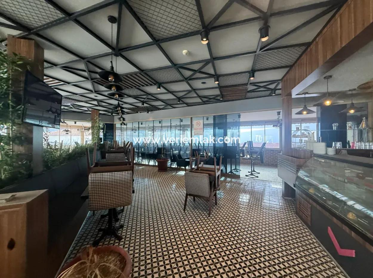 Seferihisar Şehir Merkezinde Devren Kiralık Tam Kat Cafe