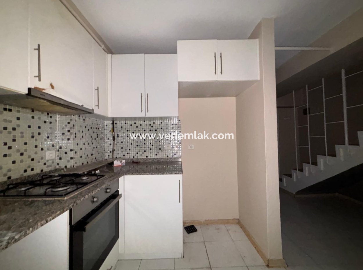 Alsancak Trt Yakını 2+1 Kombili Dublex Kiralık Daire!