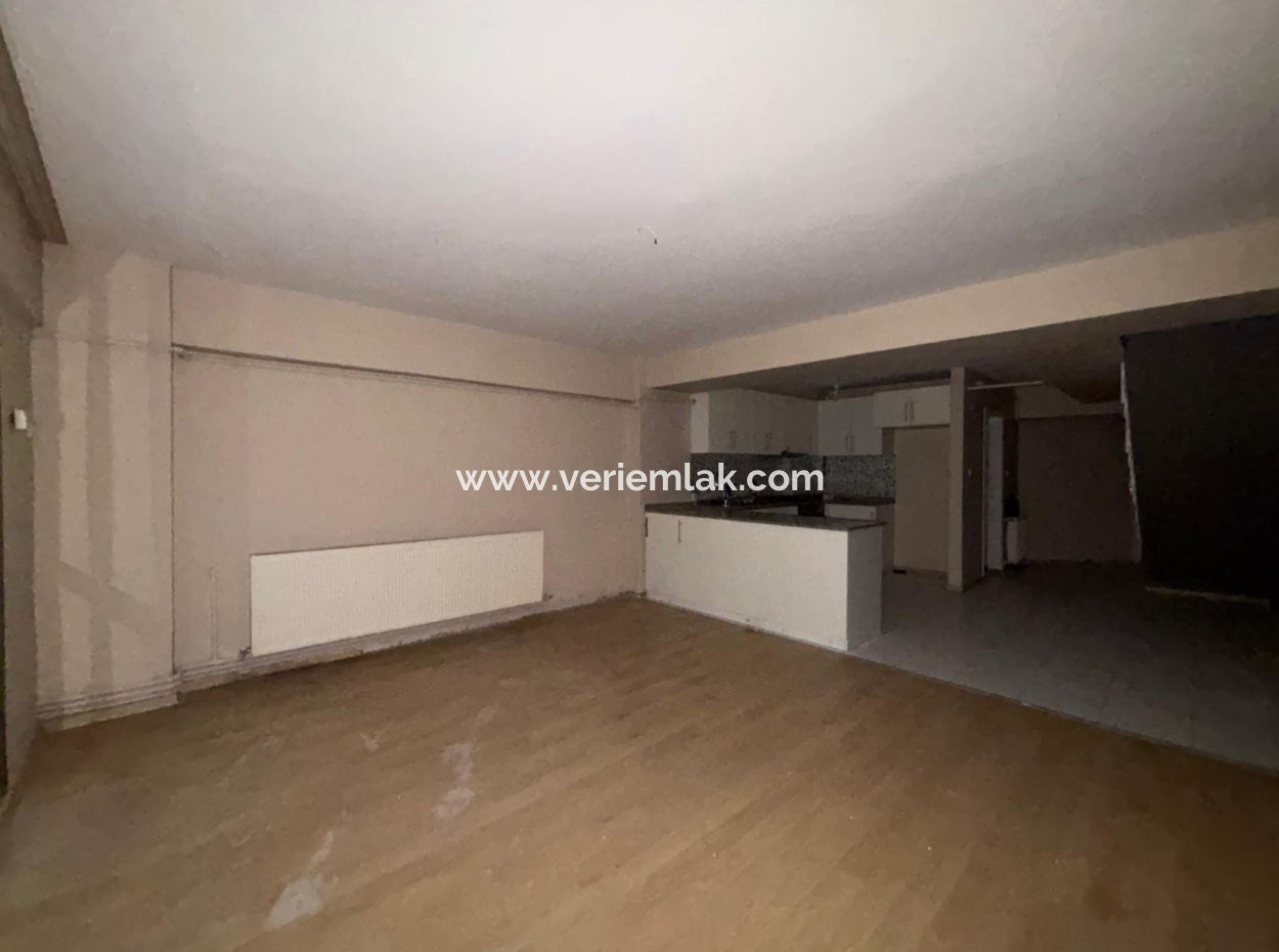Alsancak Trt Yakını 2+1 Kombili Dublex Kiralık Daire!