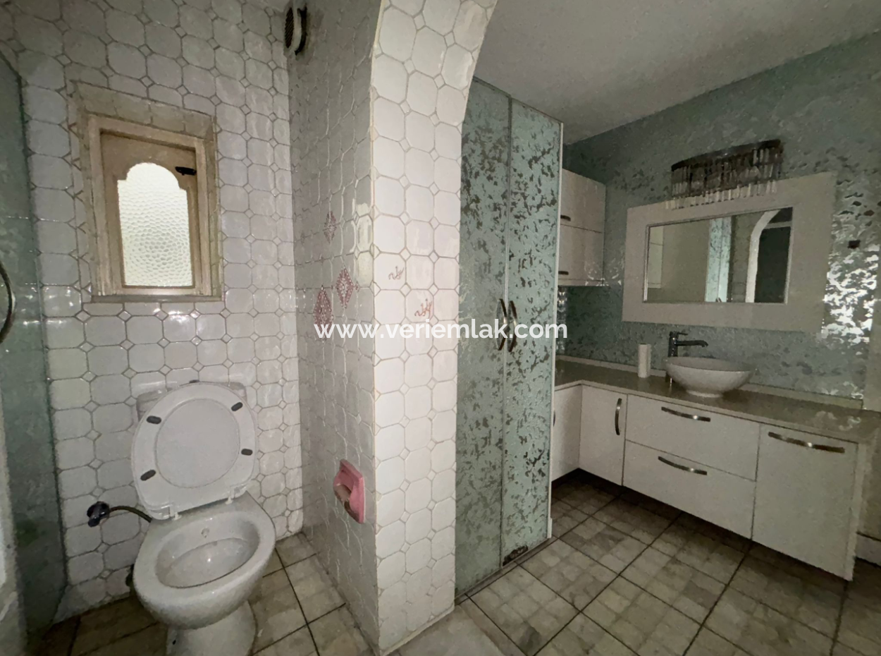 Alsancak Vasıf Çınarda Köşe 2+1 6.Kat Bakımlı Kiralık Daire