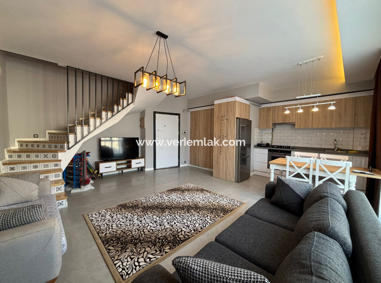 Alsancak Kahramanlarda Yeni Binada Dublex 2+1 Eşyalı Kiralık Daire!