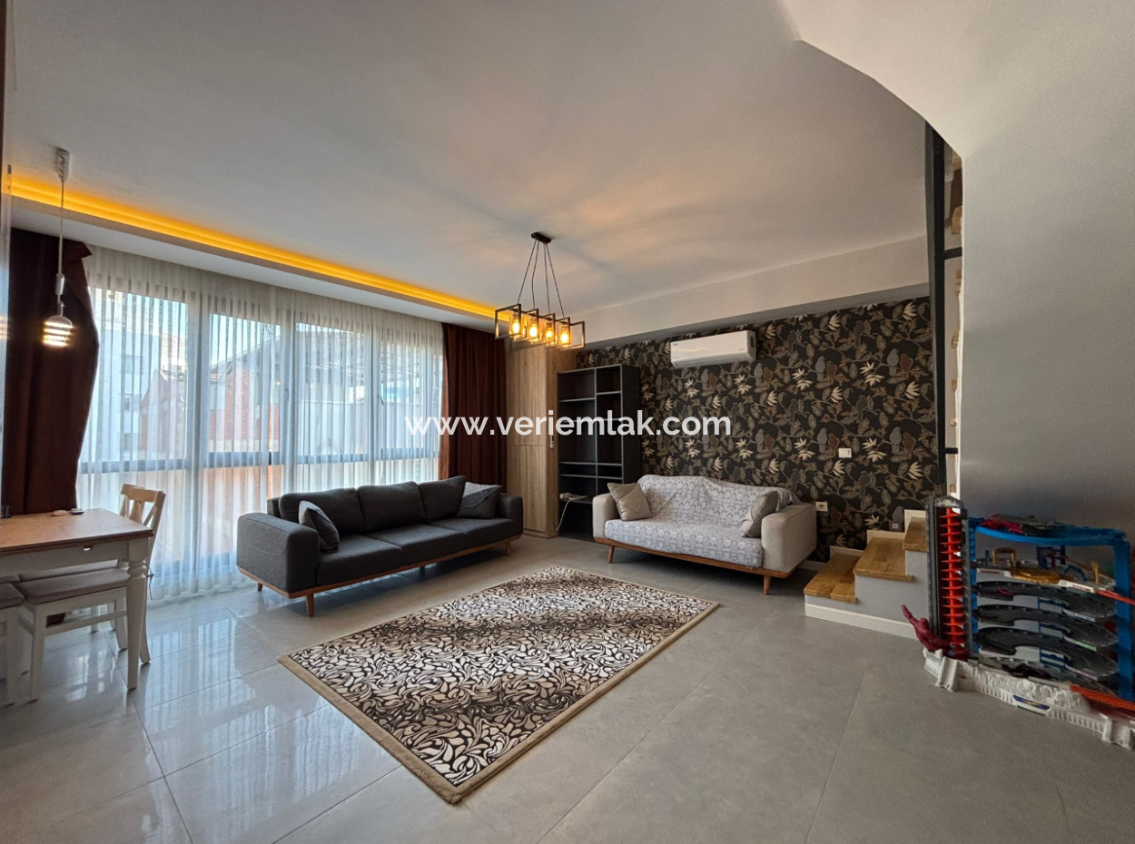 Alsancak Kahramanlarda Yeni Binada Dublex 2+1 Eşyalı Kiralık Daire!