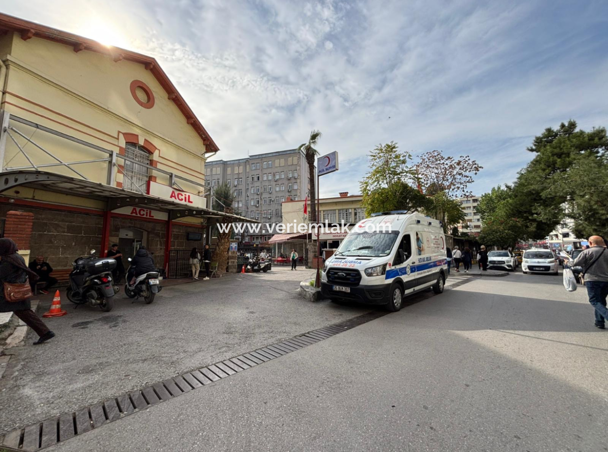 Alsancak  Aliçetinkayada Hastane Acil Karşısı Kiralık İşyeri!