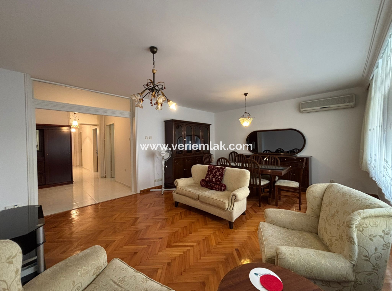 Alsancak Kültür Mahallesinde Otoparklı 3+1 Eşyalı Kiralık Daire