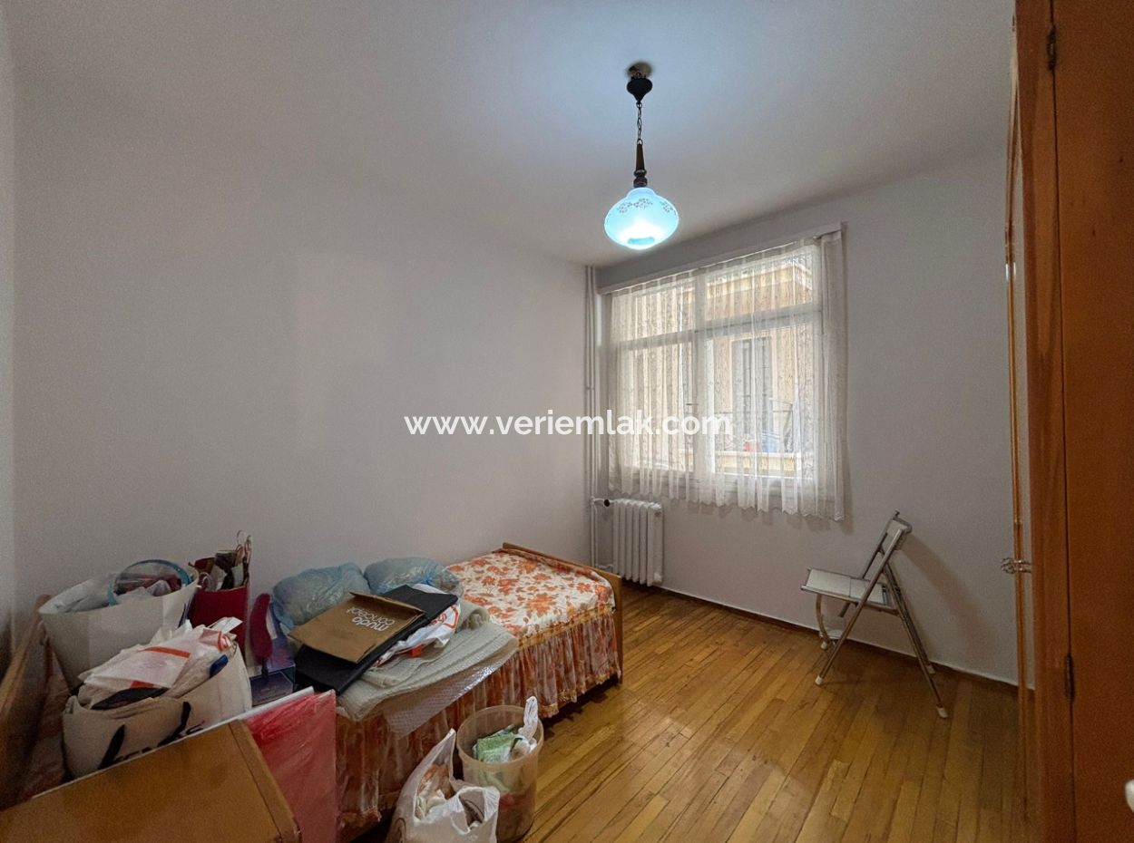 Alsancak Kültür Mahallesinde Otoparklı 3+1 Eşyalı Kiralık Daire