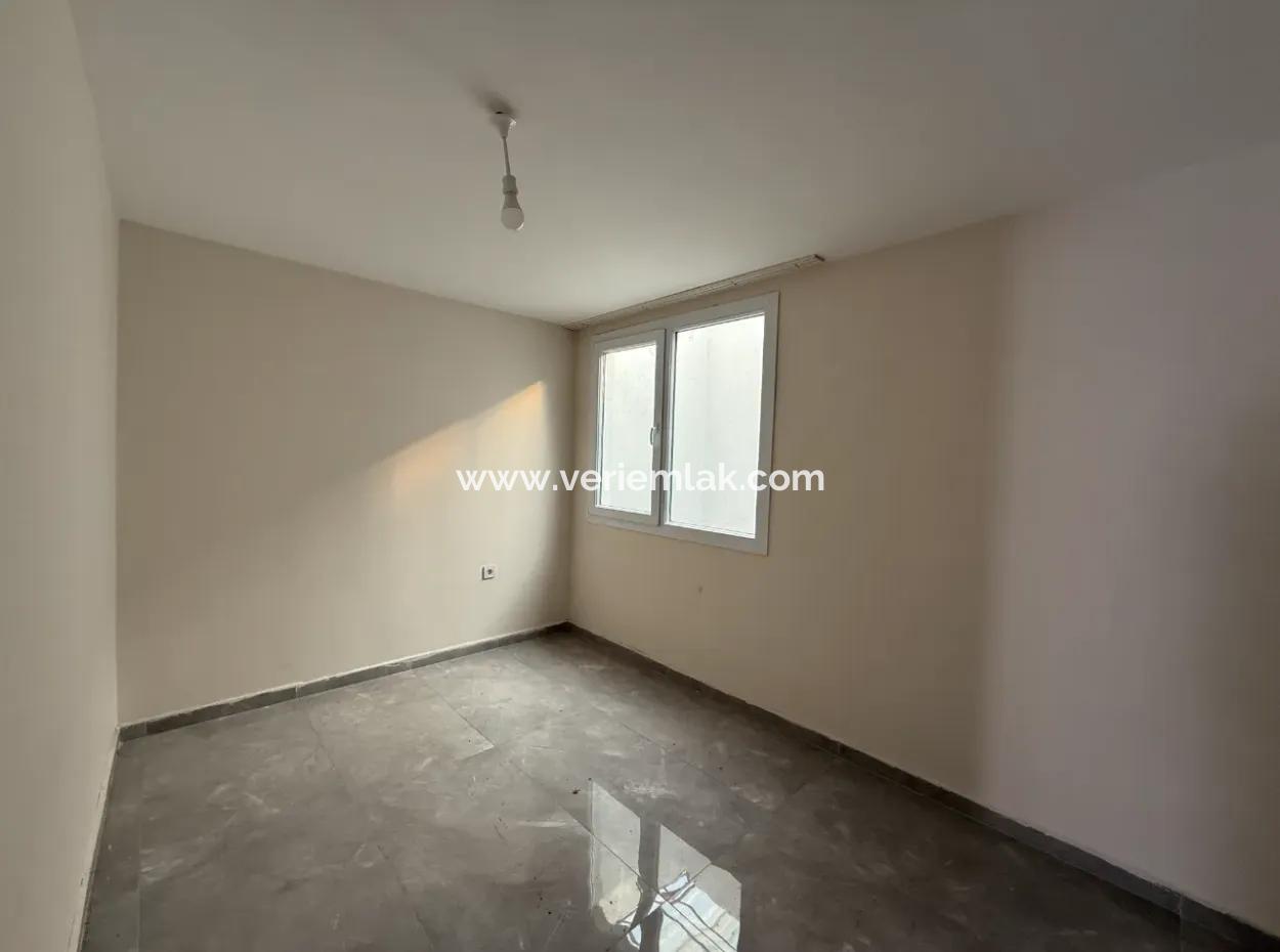 Seferihisar Kent Merkezinde Yerden Isıtmalı, Teraslı Dubleks Kiralık Daire