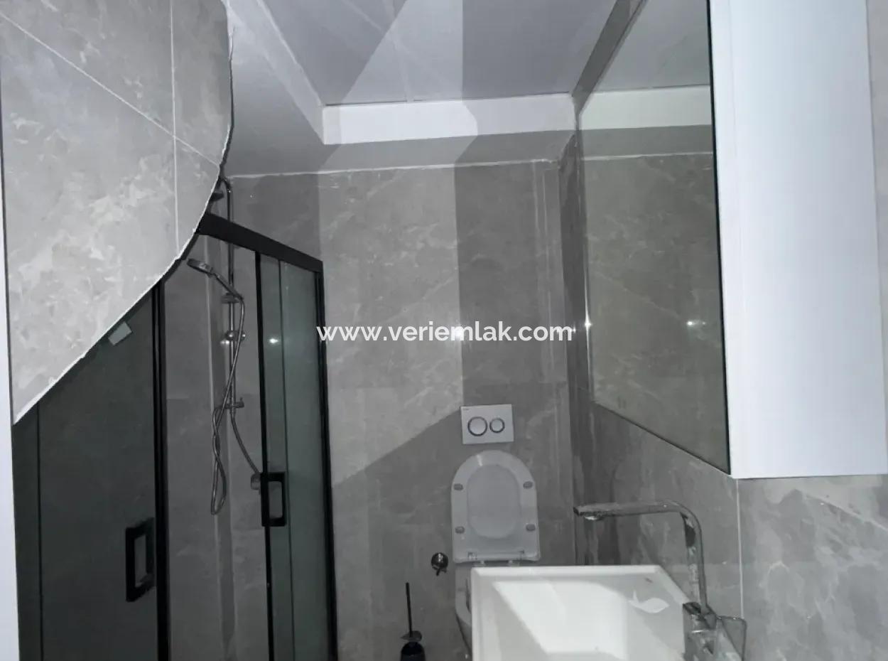 Seferihisar Kent Merkezinde Yerden Isıtmalı, Teraslı Dubleks Kiralık Daire