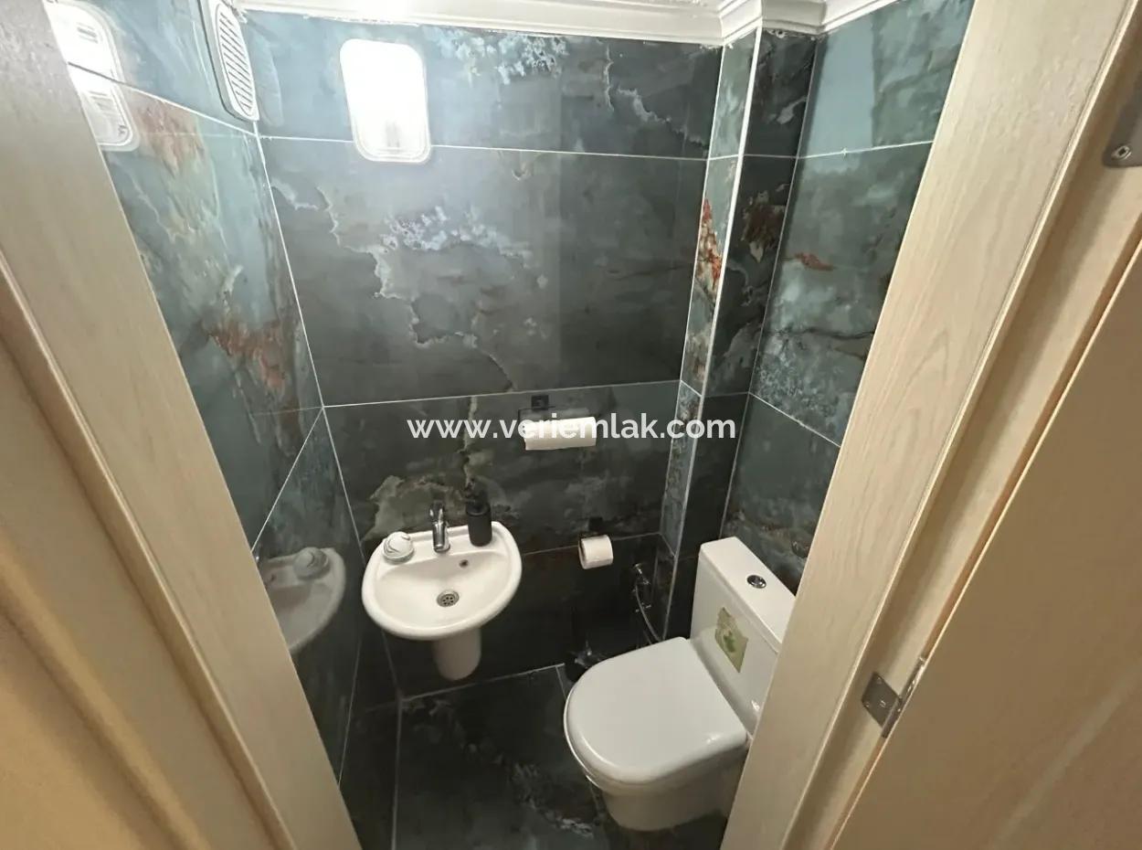 Alsancak Kıbrıs Şehitleri Caddesinde Hazır Psikoloj Muayenehanesi Devren