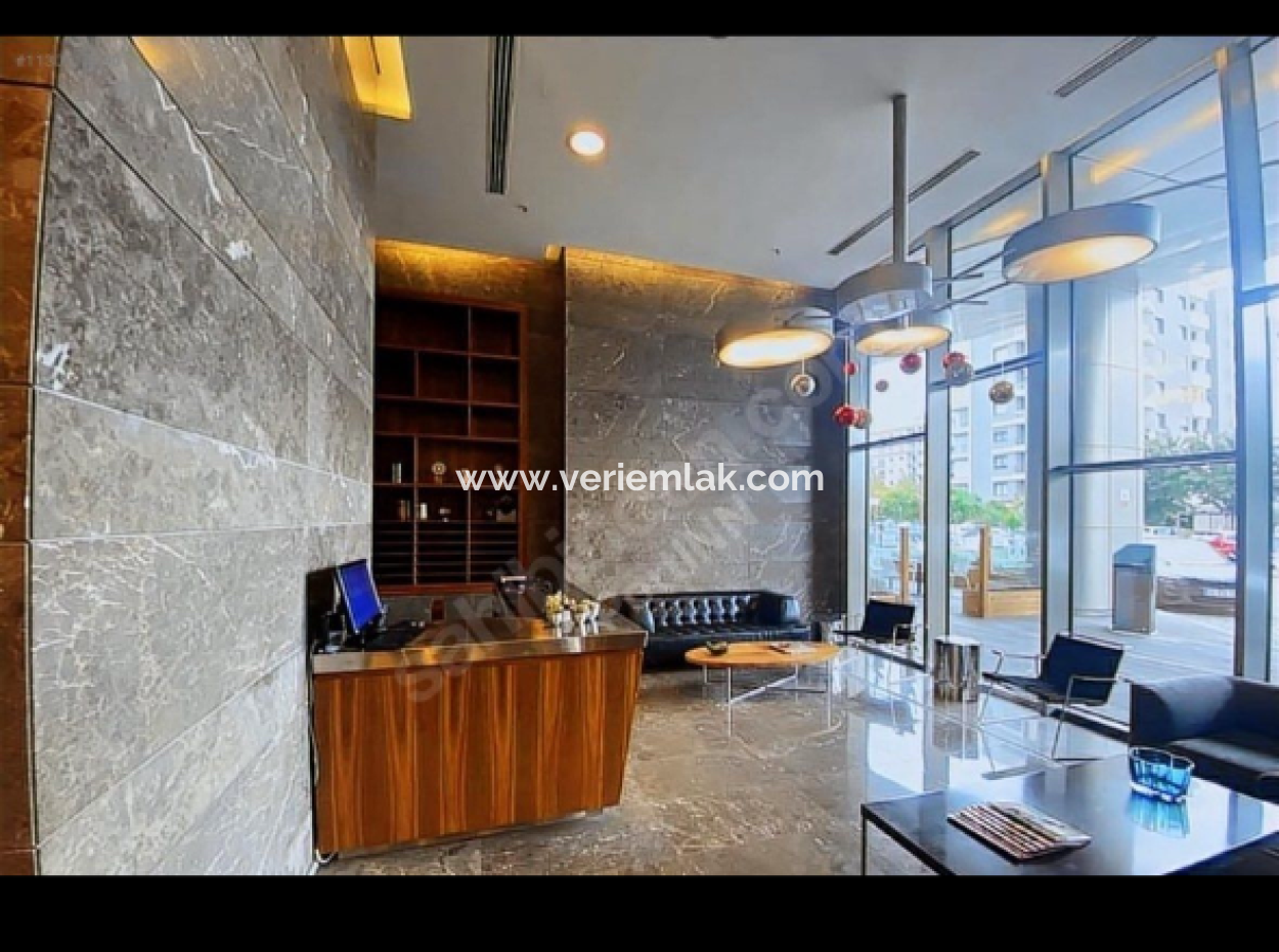 Bayraklı Tower ‘ Da 2+1 Kdv’li Kiralık 133 M2  Kiralık İşyeri!