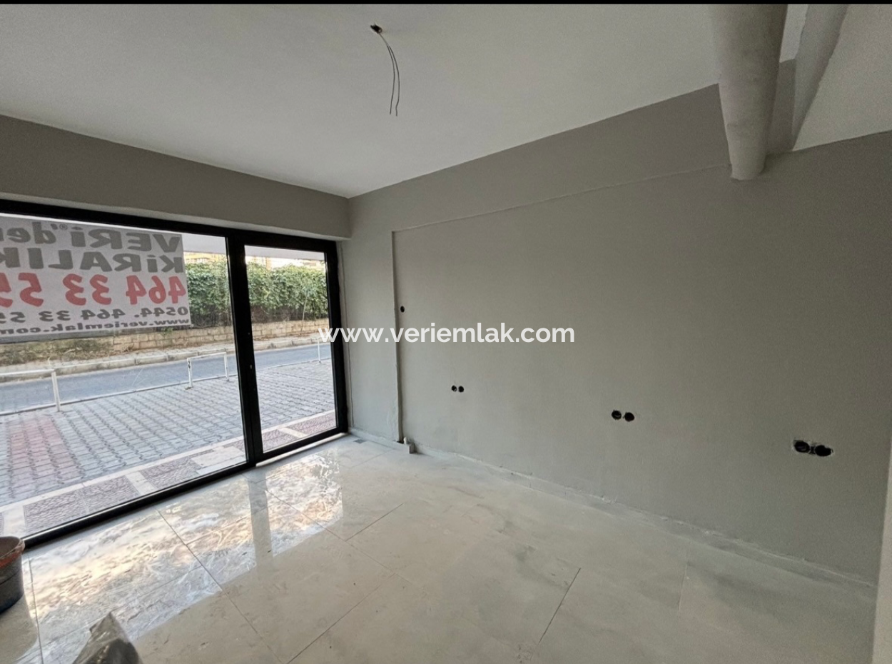 Alsancak Trt ,Hastaneler Civarı Wc’lı Otoparklı Kiralık Dükkan!