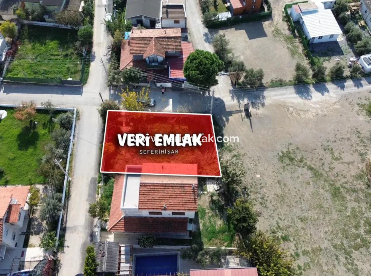 Seferihisar Akarca – Mali Beach Yanında Satılık Arsa 