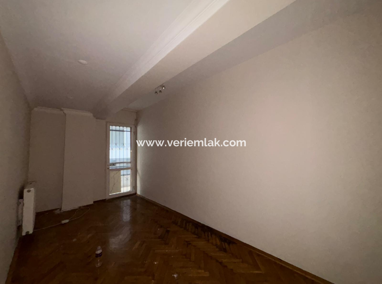 Alsancak  Ziya Gökalp Yakını Zemin Dublex 2+1 Kiralık Daire/Ofis