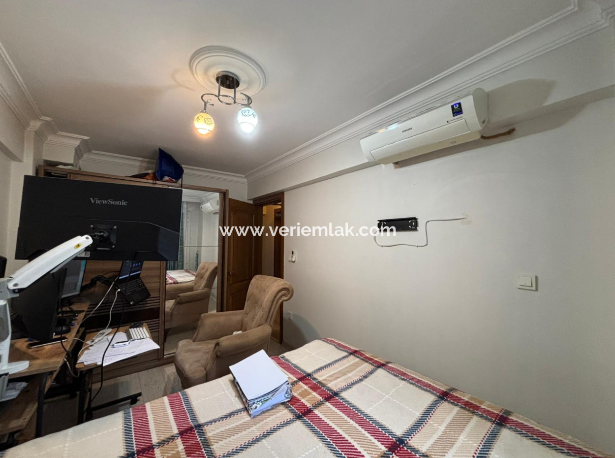 Alsancak Fuar Cepheli Kombili Bakımlı 2+1 Eşyalı Kiralık Daire!