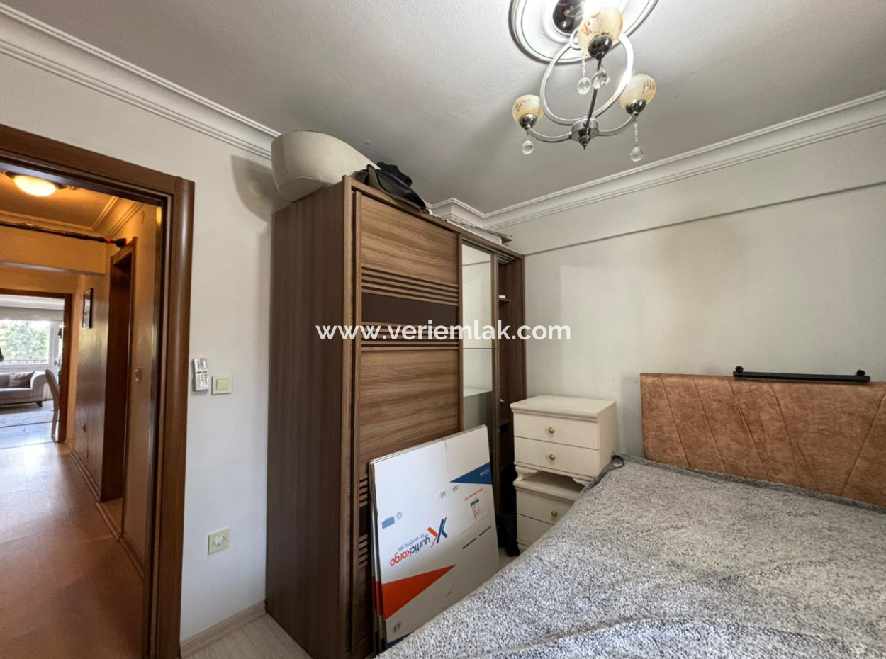 Alsancak Fuar Cepheli Kombili Bakımlı 2+1 Eşyalı Kiralık Daire!