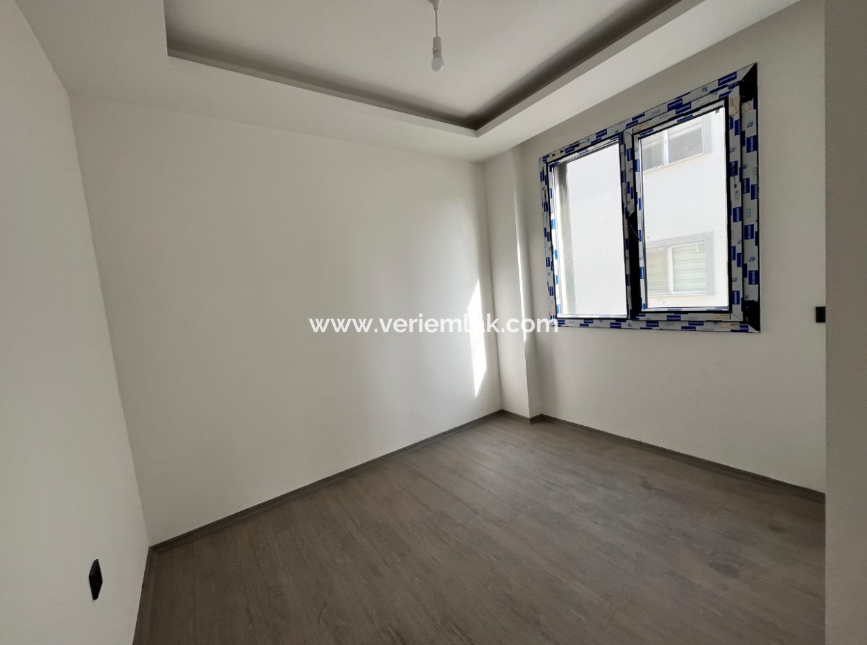 Seferihisar Çolakibrahim Bey Mahallesi – Stadyum Yakınında 2+1 Sıfır Daire