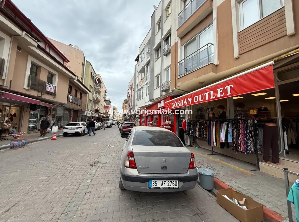 Seferihisar Kent Merkezinde – Pazaryeri Girişinde Kiralık Ofis / İşyeri