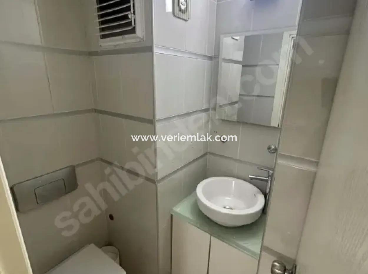 Alsancak Kıbrıs Şehitlerinde, Sevinç Pastanesi Yakınında Prestijli Ve Tabela Değeri Yüksek Ofis!