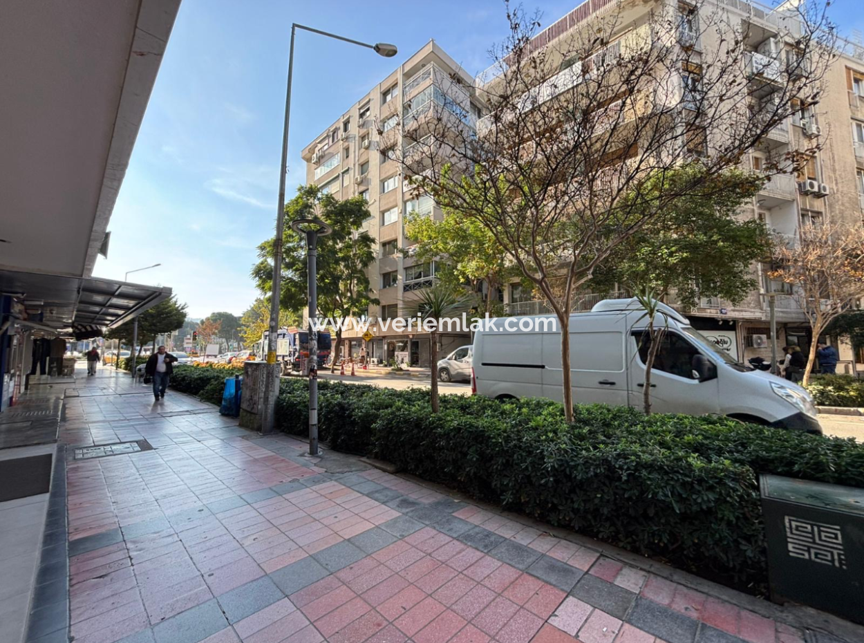 Alsancak Plevne Bul. 1.Kat 3+1 Diş Doktoruna Kiralık Eşyalı Muayene!