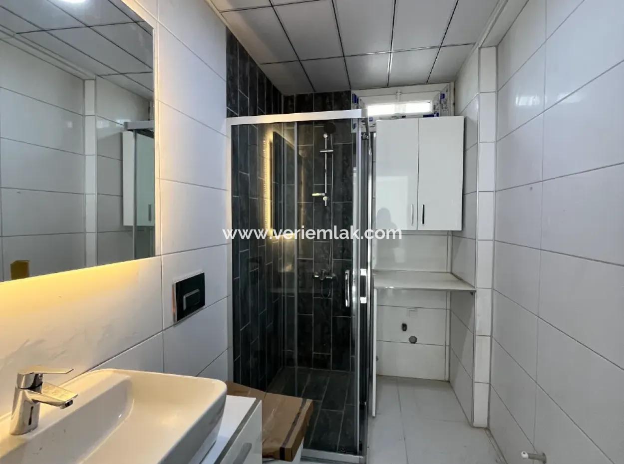 Seferihisar Gözsüzler Caddesi Üzerinde 2+1 Bahçe Kullanımlı Daire