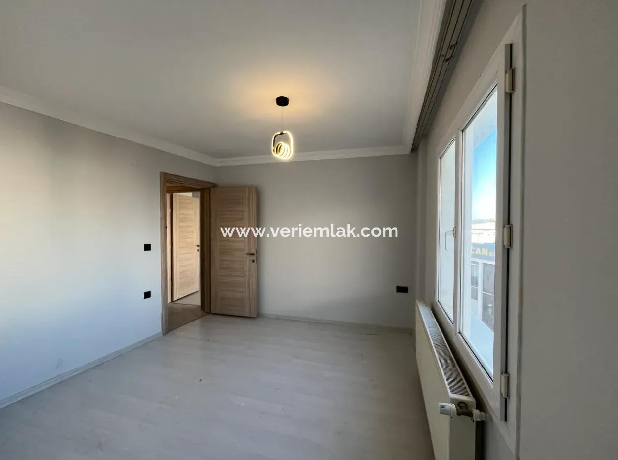 Seferihisar Turabiye’de 2+1 Ön Cephe Satılık Daire