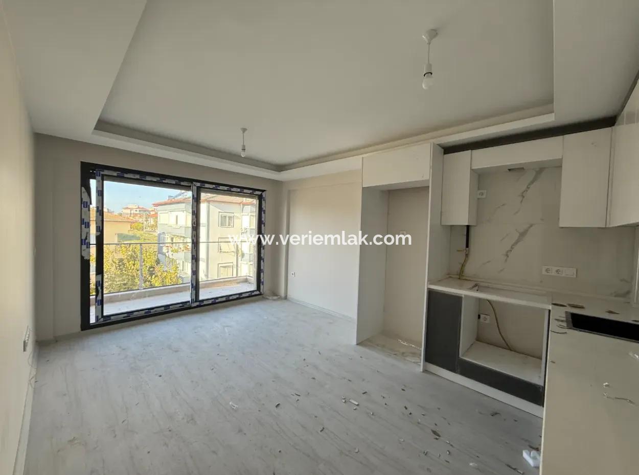 Seferihisar Camikebir – İzmir Caddesinde 2+1 Satılık Daire