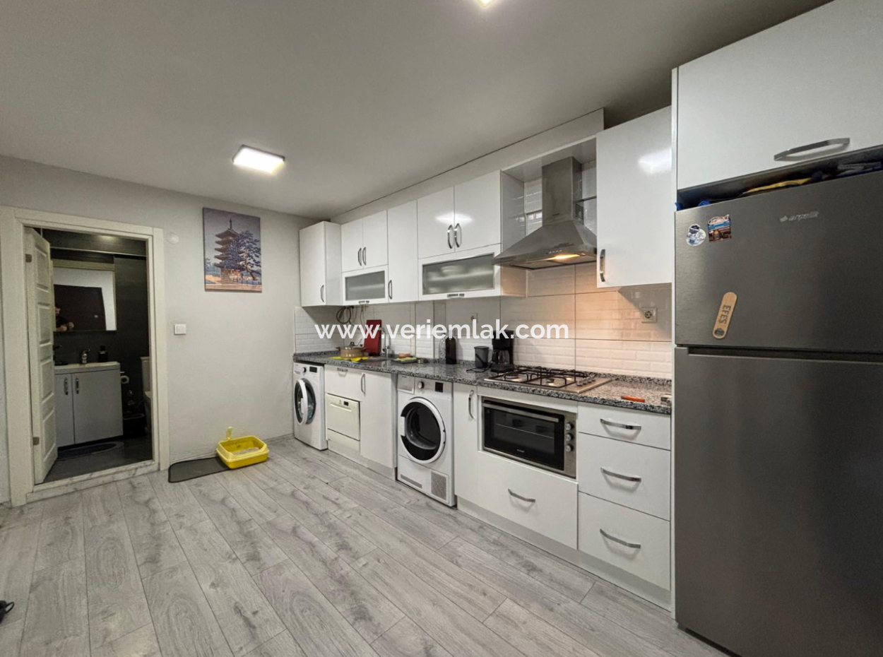 Alsancak Özel Sağlık Karşısı 1+1 Eşyalı Masrafsız Satılık Daire!