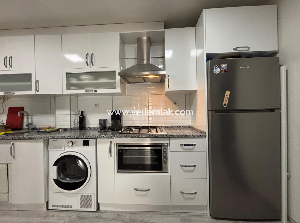 Alsancak Özel Sağlık Karşısı 1+1 Eşyalı Masrafsız Satılık Daire!