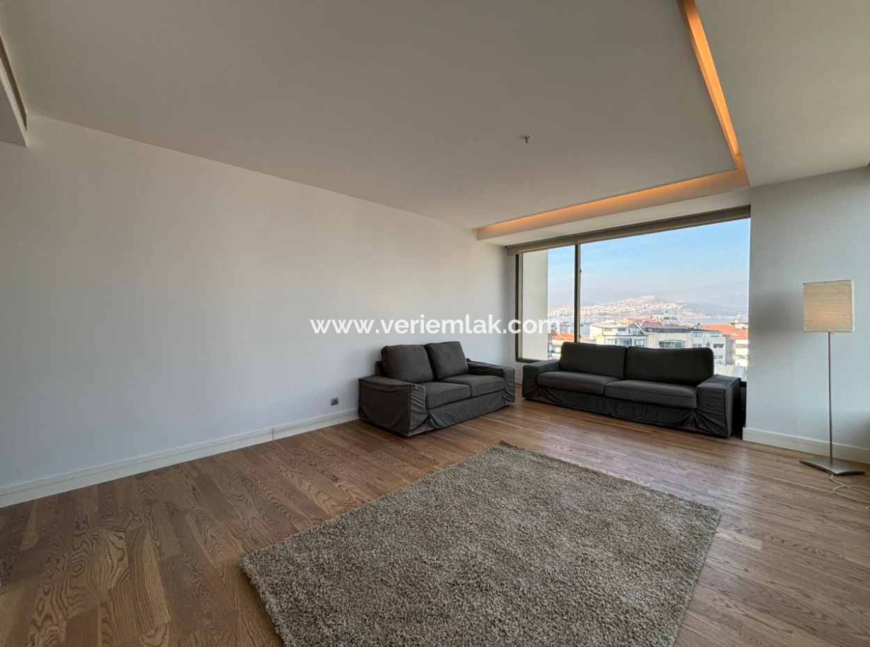 Alsancak Otoparklı Port Rezidansta 2+1 Eşyalı Kiralık Daire!