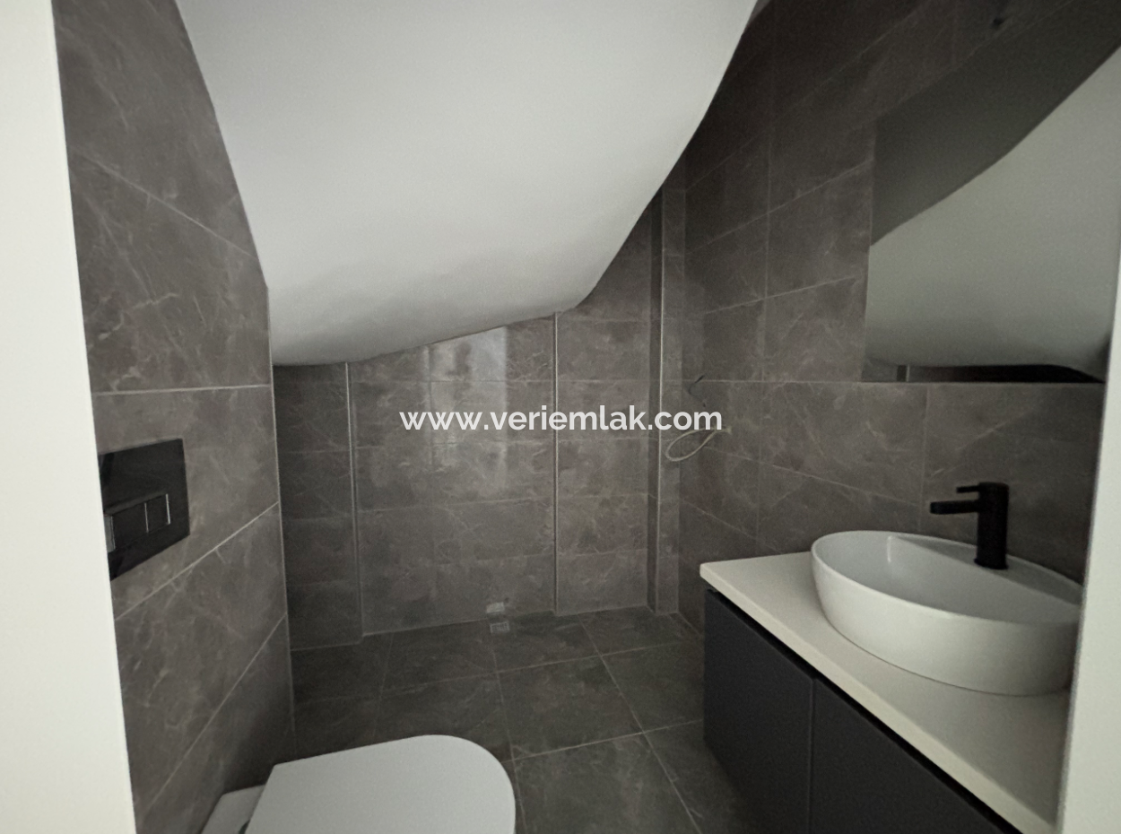 Seferihisar Akarca’da Lebiderya Müstakil Satılık Villa