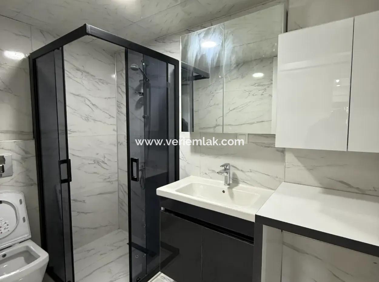 Seferihisar Camikebir’de Sıfır 2+1 Daireler