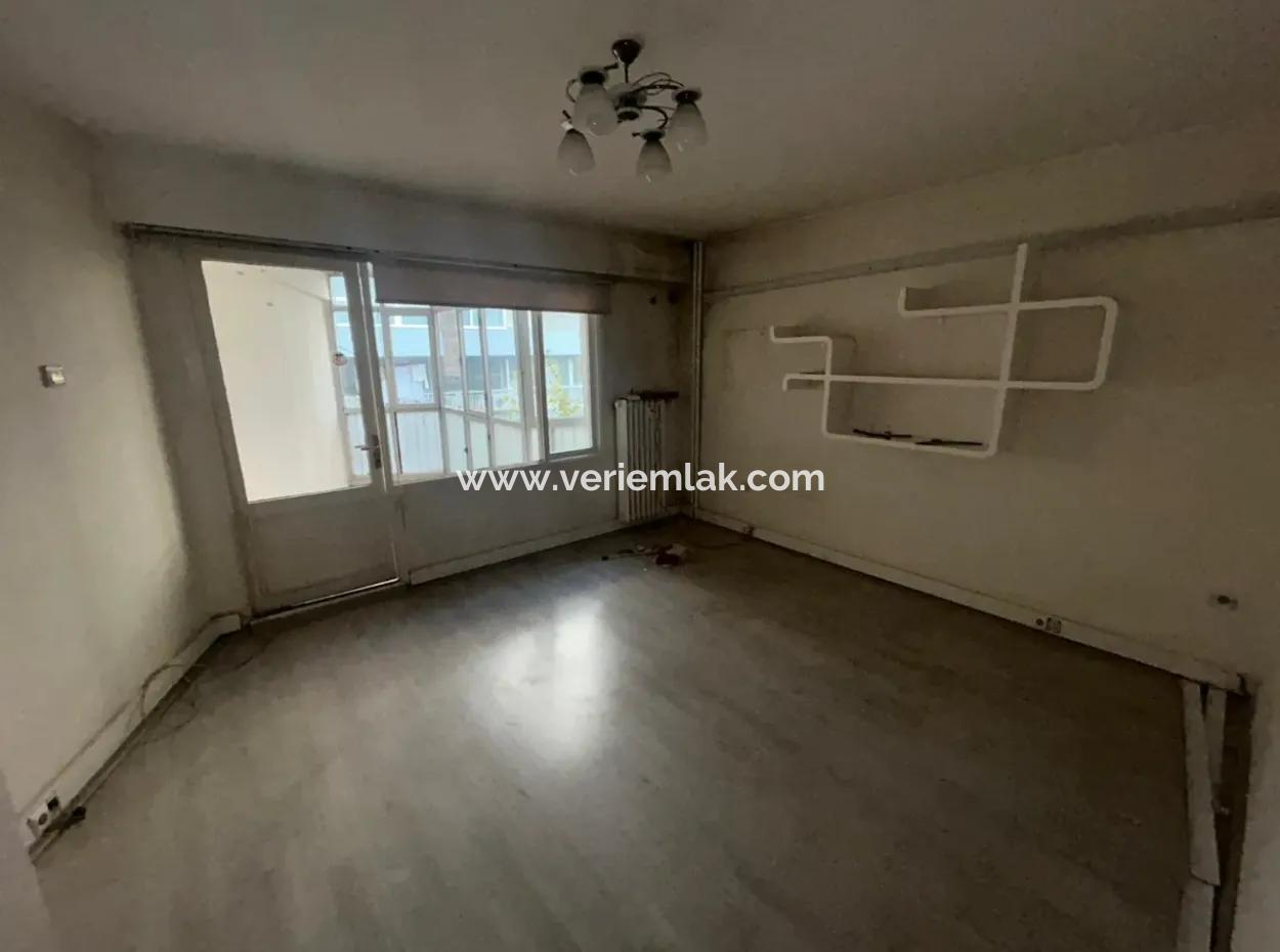 Alsancak Devlet Hastanesi Karşısı  Işyerine Uygun 160 M² 5+1 Kiralık Ofis