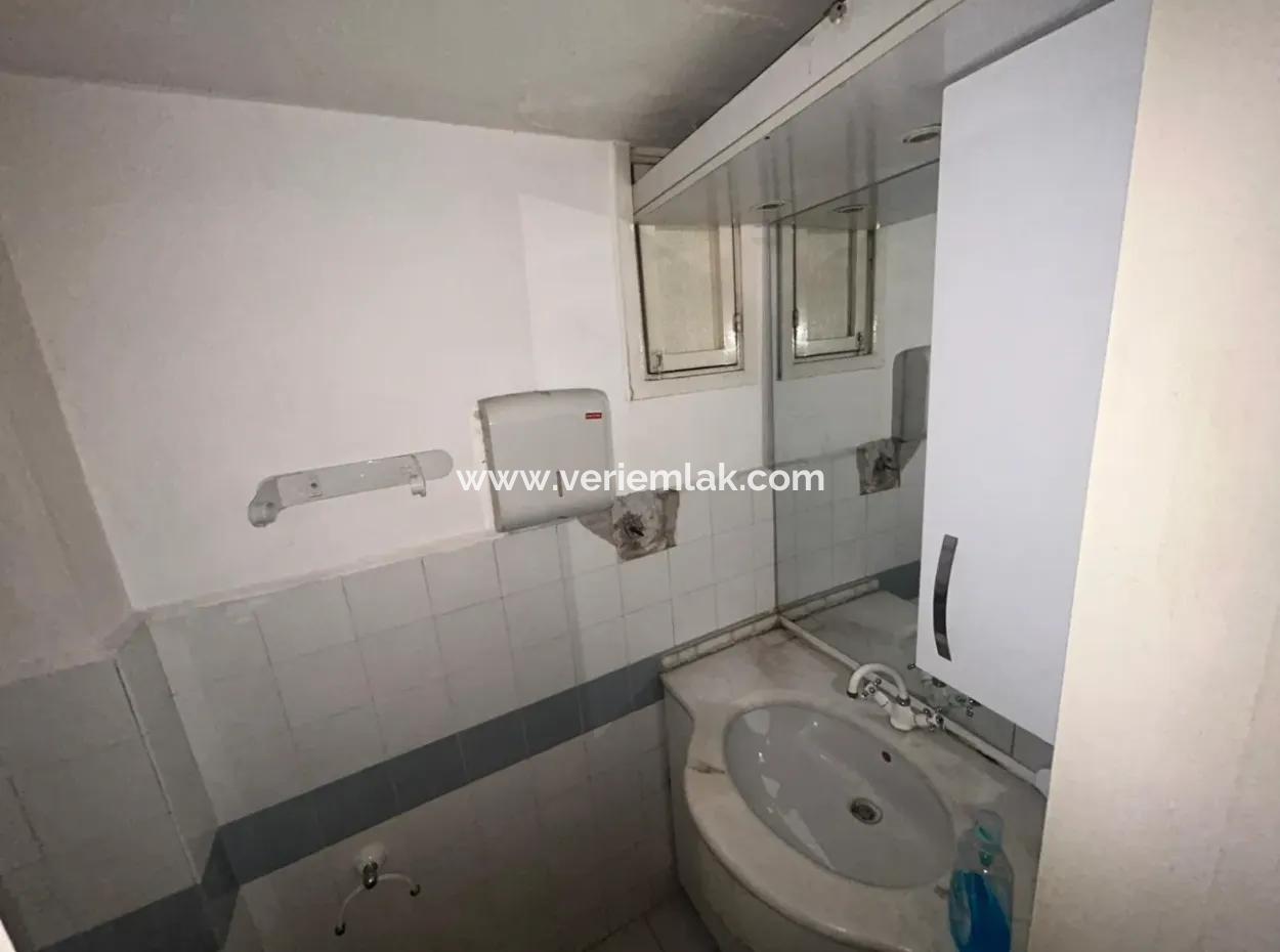 Alsancak Devlet Hastanesi Karşısı  Işyerine Uygun 160 M² 5+1 Kiralık Ofis