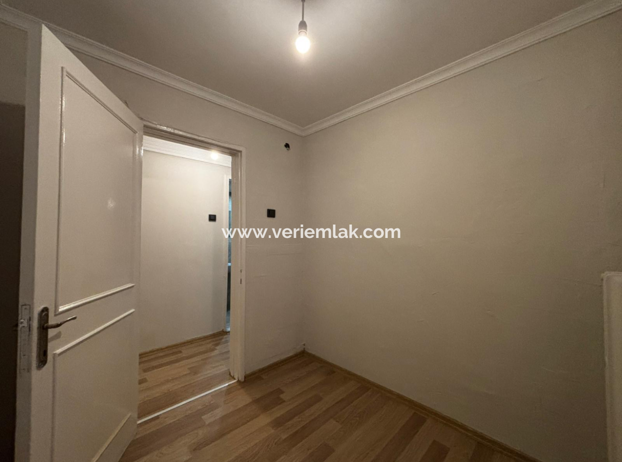 Alsancak Şair Eşrefte 1.Kat 3+1 Yenilenmiş Kiralık İş Yeri /Daire!