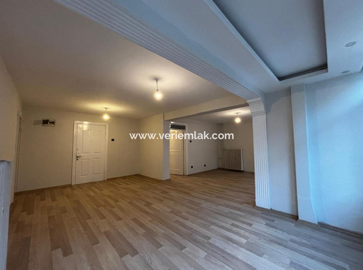 Alsancak Şair Eşrefte 1.Kat 3+1 Yenilenmiş Kiralık İş Yeri /Daire!