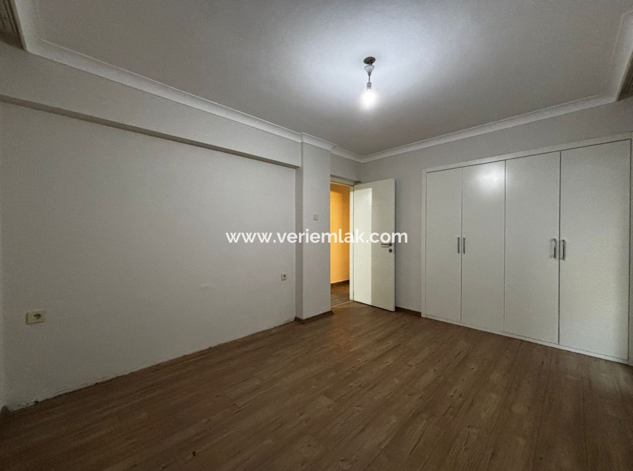 Alsancak Fuar Yakını 2+1 1.Kat Kombili Masrafsız Kiralık Daire!